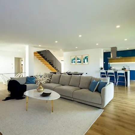 Pessegueiros Βίλα *