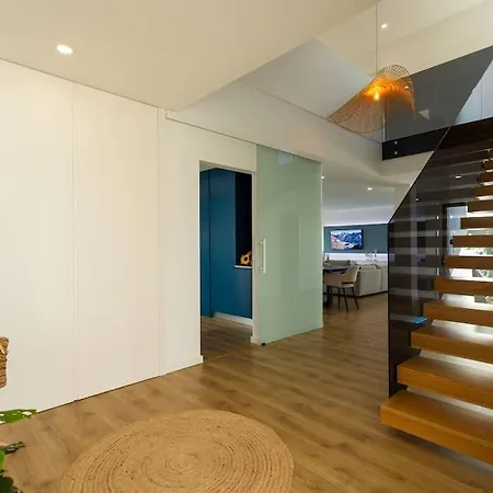 Pessegueiros 别墅 *