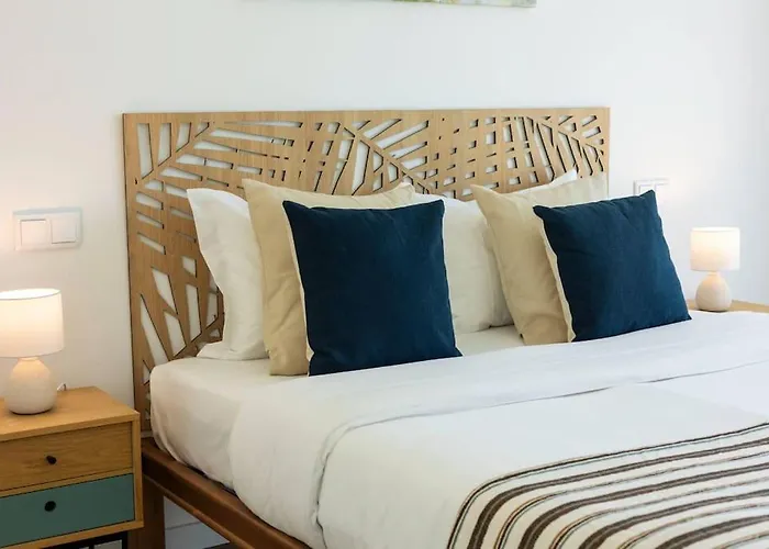 Pessegueiros * אריסרייה